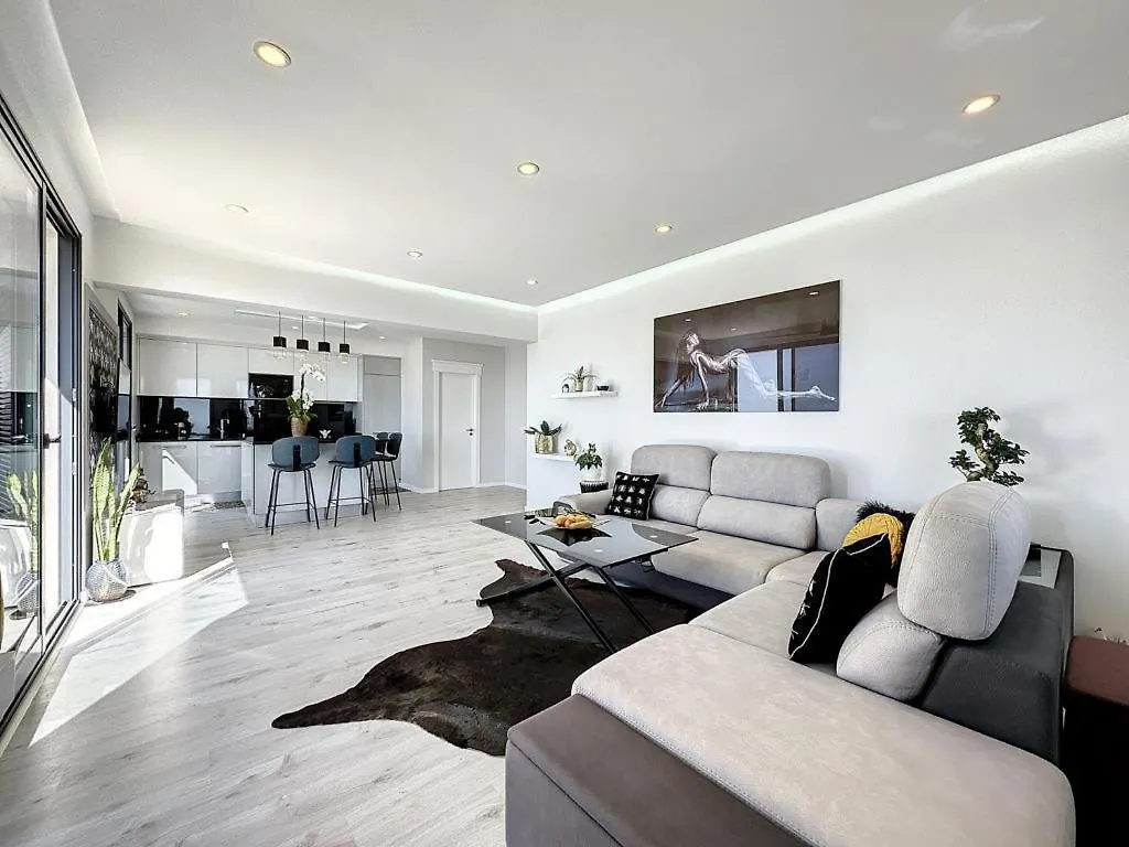 Endless Holiday Apartment Lido Funchal  Portogallo